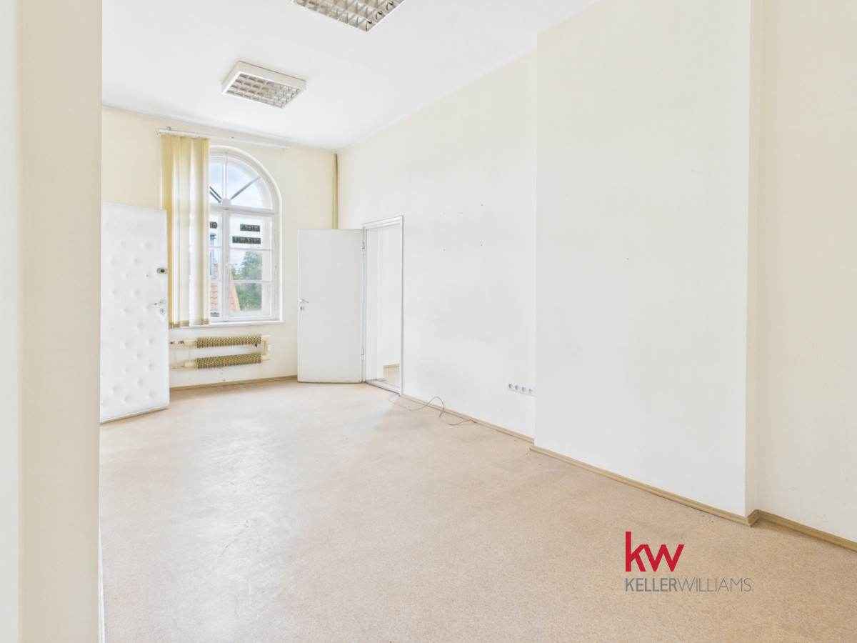 7 lokali handlowo – usługowych w centrum Kwidzyna