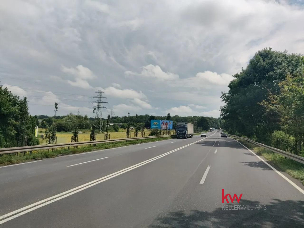 Atrakcyjna działka przy drodze krajowej DK88