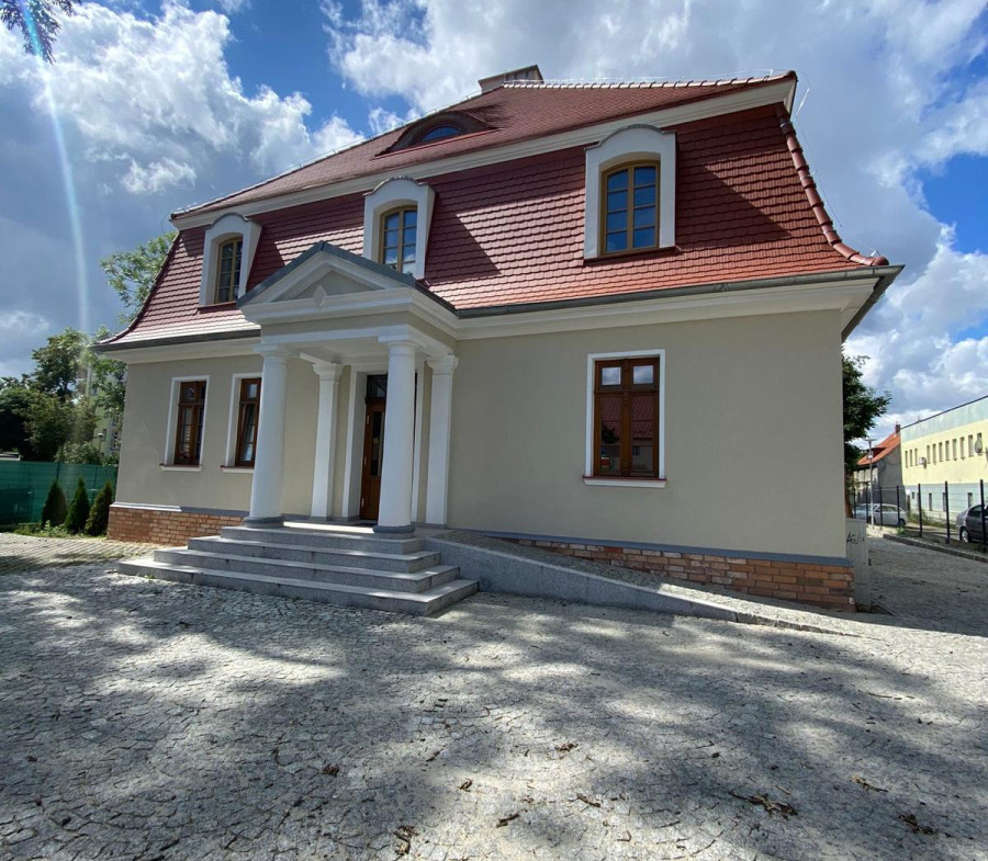 Idealne miejsce dla kosmetologa czy  barbera