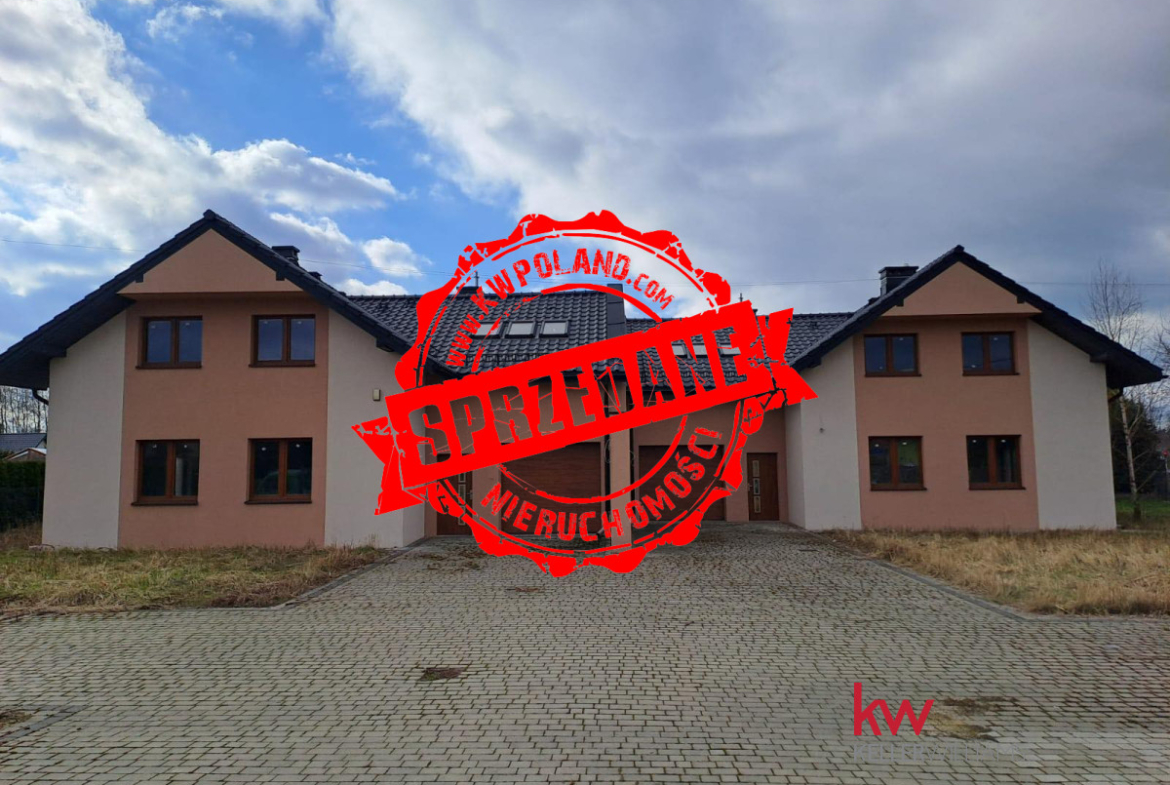 Nowoczesny Budynek Bliźniaczy na Sprzedaż