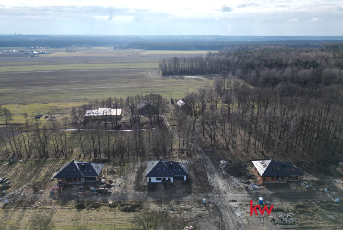 Rodzinny dom z dużą działką i blisko natury