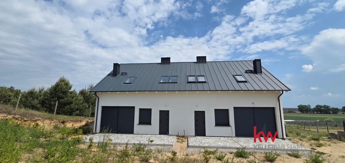 Dom w zabudowie bliźniaczej – lewa strona | Mieści