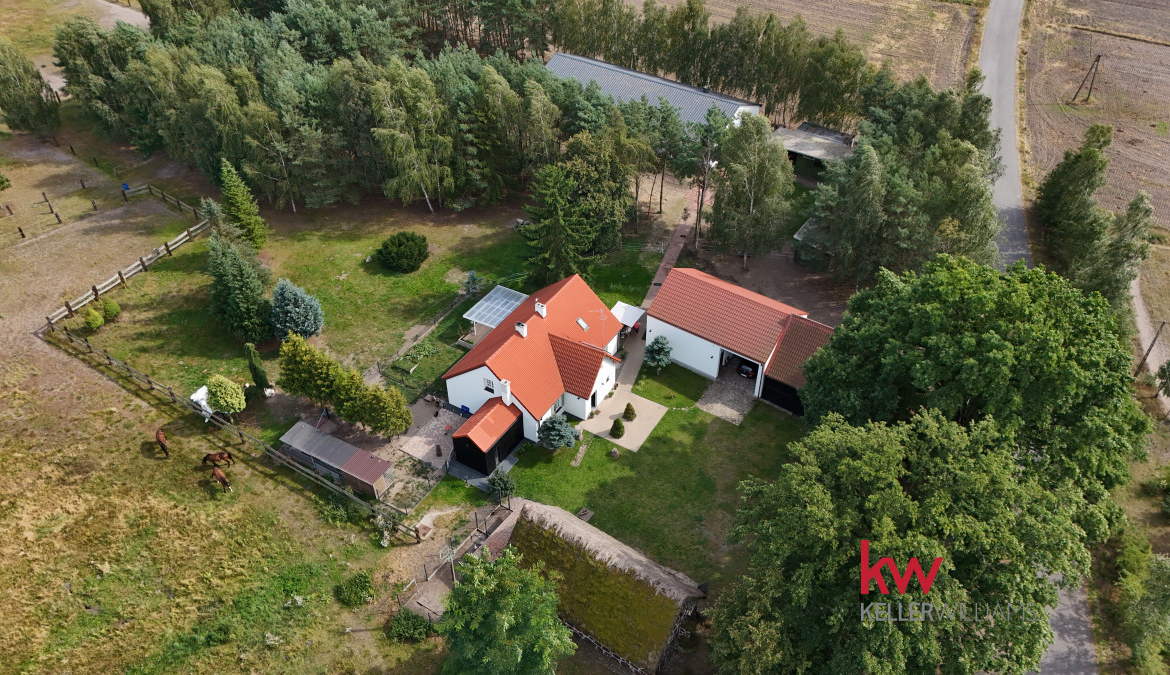 siedlisko, dom, stadnina, glamping, agroturystyka