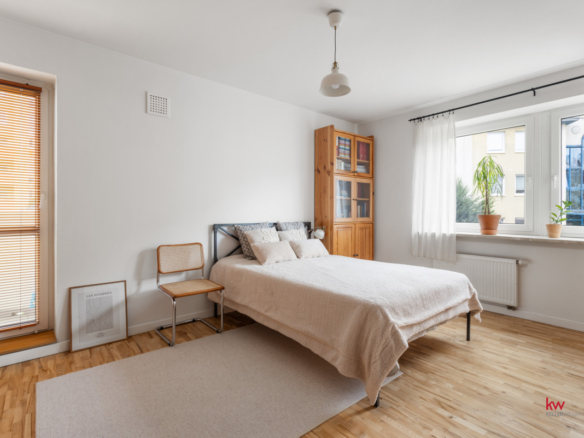ATANER 2000-80,5 m²-Garaż + komórka-Os. Batorego