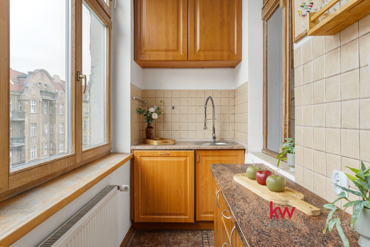 114530543 64 m² | 2 duże pokoje | Jeżyce | Kamienica