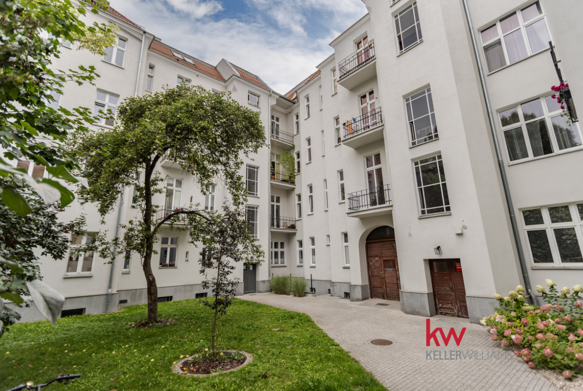 64 m² | 2 duże pokoje | Jeżyce | Kamienica