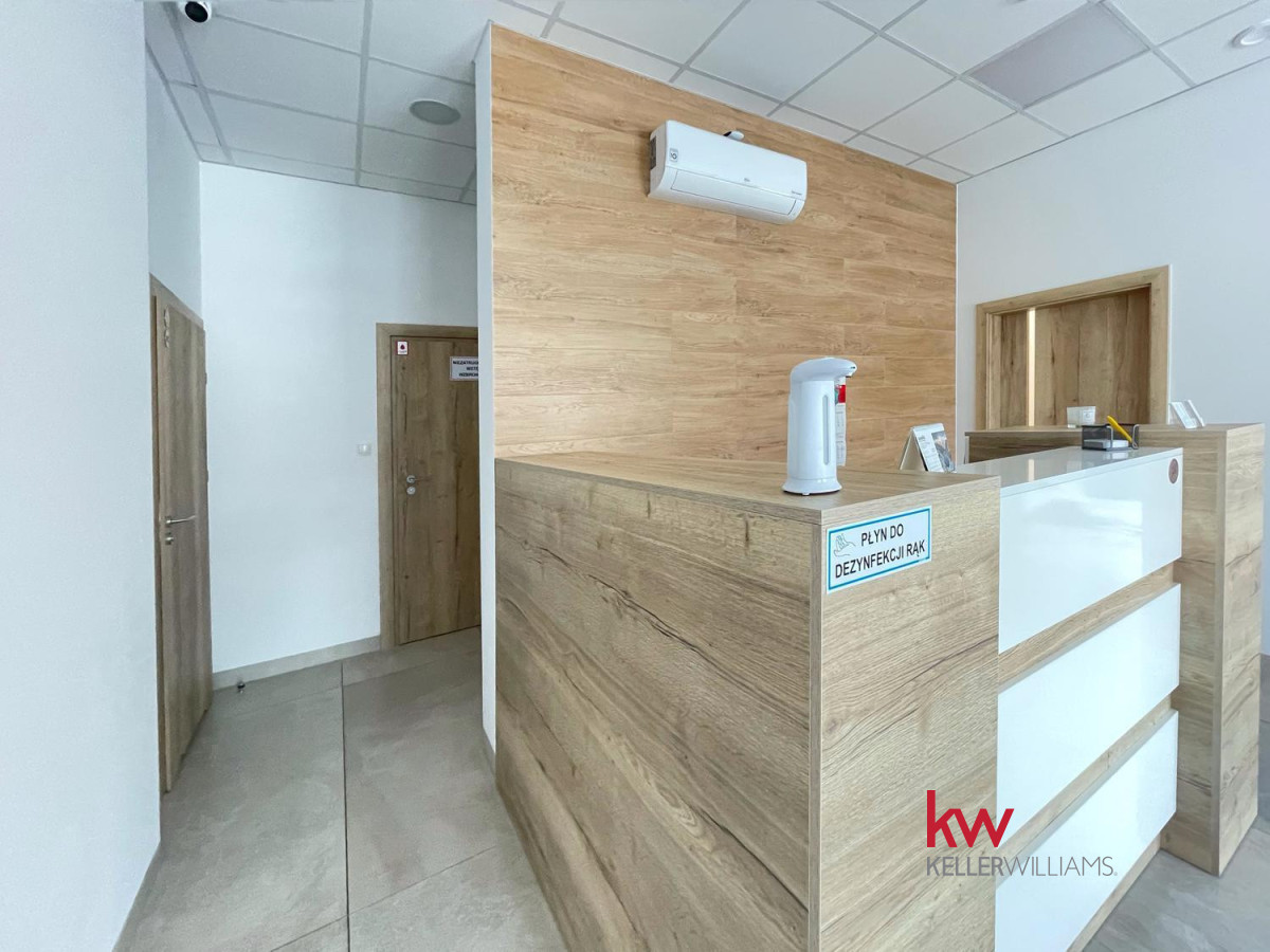 114709523 Lokal – idealny pod biuro, usługi lub gabinet.
