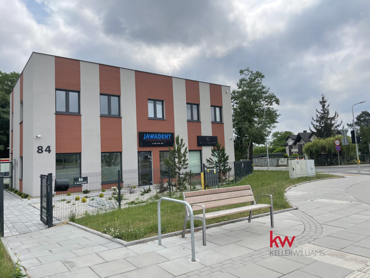 114709535 Lokal – idealny pod biuro, usługi lub gabinet.