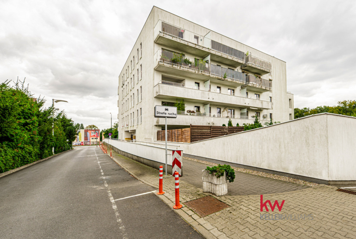 Dwa pokoje bez kompromisów – komfort i ochrona.