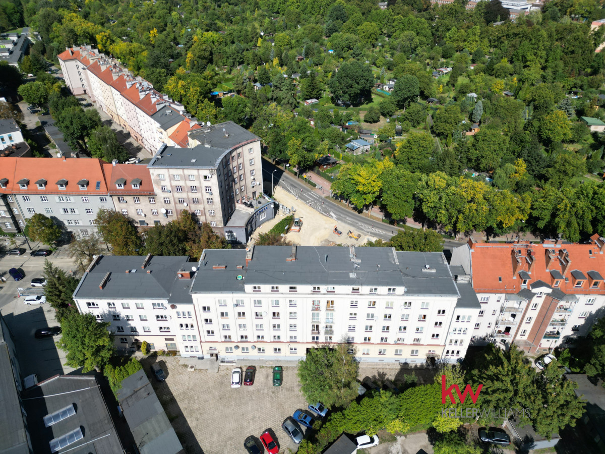 115744373 Centrum Gliwic | Zamknięty parking | 39m2