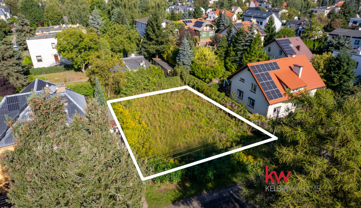 Działka z projektem domu 173 m2, z pozwoleniem.