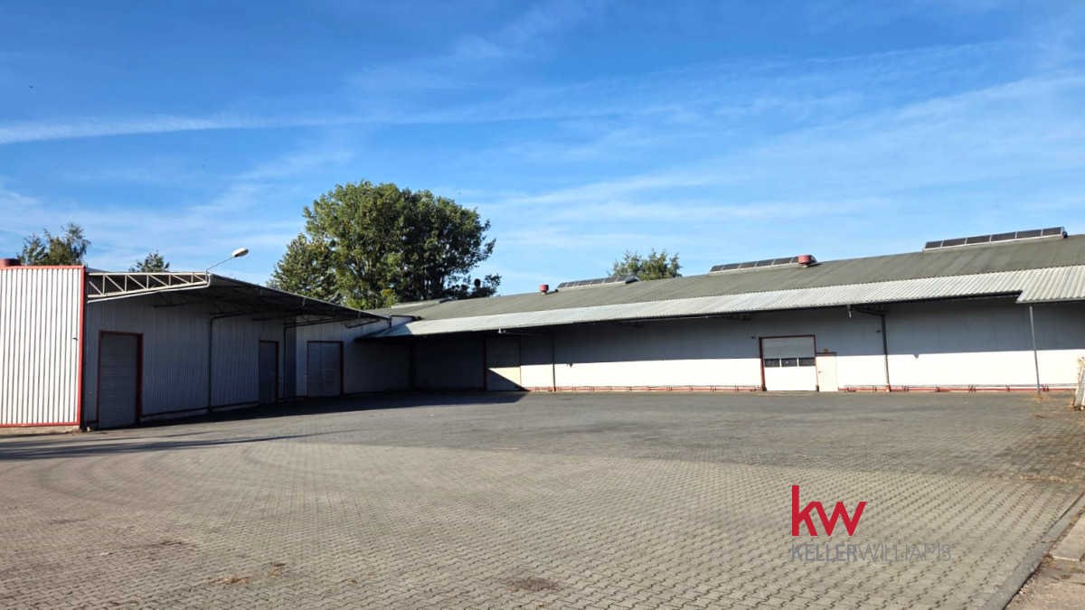 116441717 Hala magazynowa z częścią biurową- łącznie 3282 m2