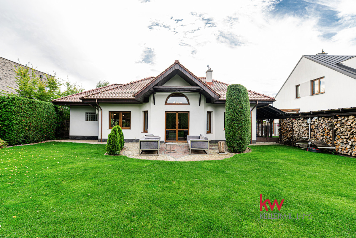 Dom z antresolą i pięknym ogrodem | 140 m²