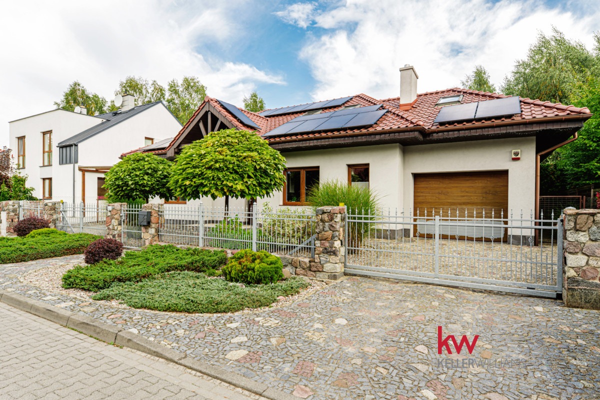 Dom z antresolą i pięknym ogrodem | 140 m²