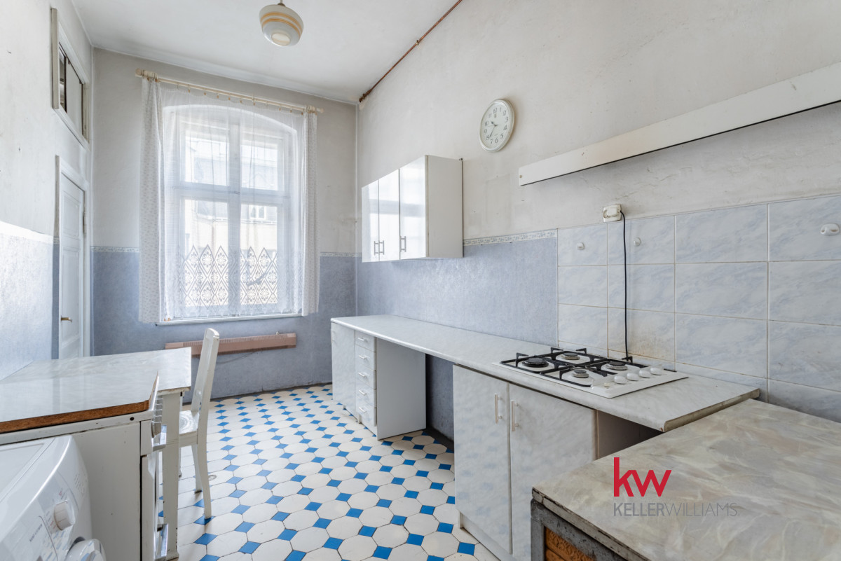 100,8 m² | Oryginalne detale | Kamienica, balkon