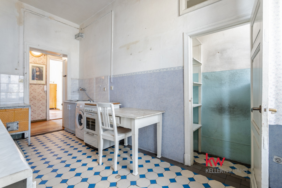 100,8 m² | Oryginalne detale | Kamienica, balkon