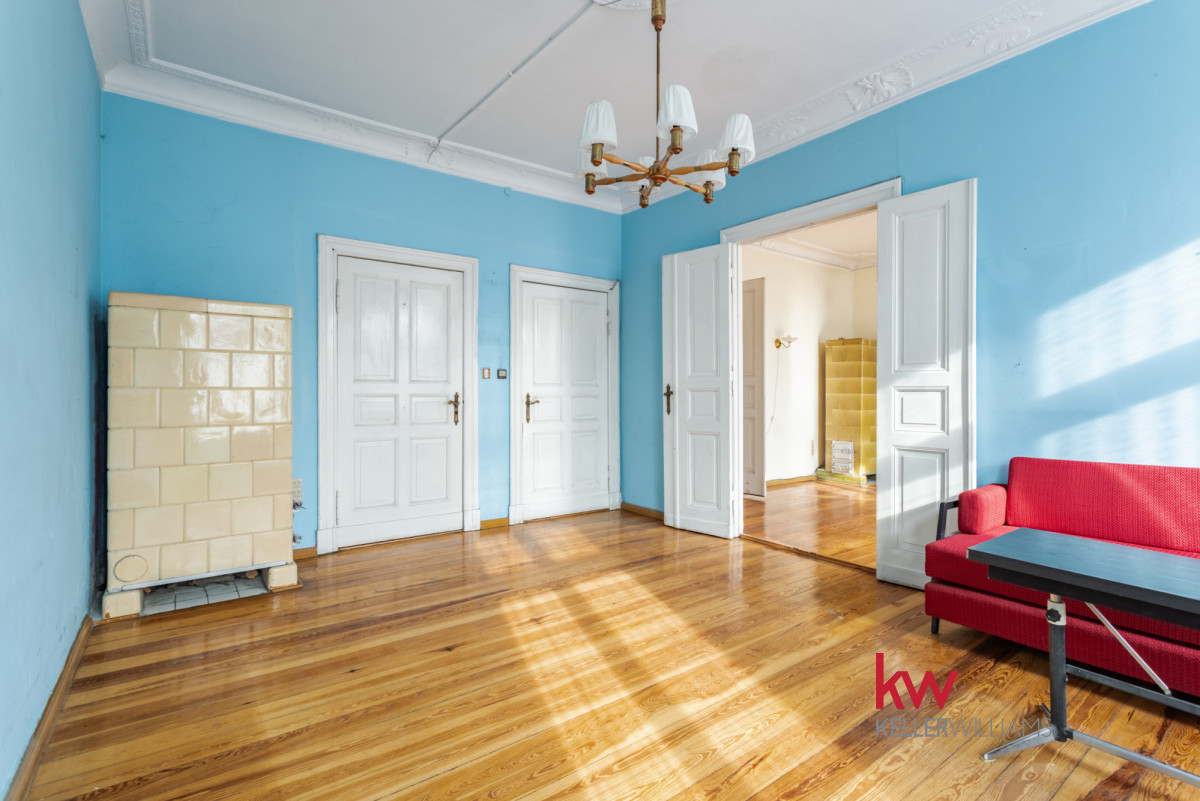 100,8 m² | Oryginalne detale | Kamienica, balkon