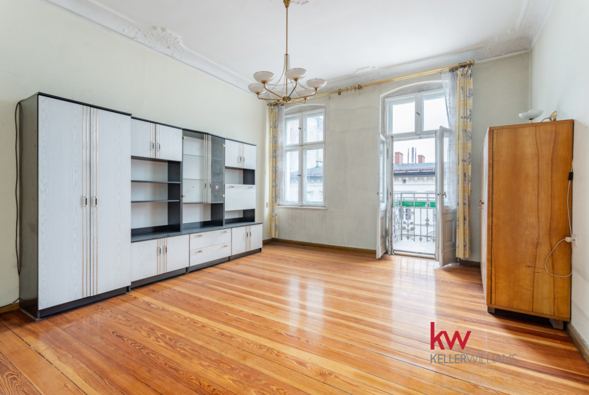 100,8 m² | Oryginalne detale | Kamienica, balkon