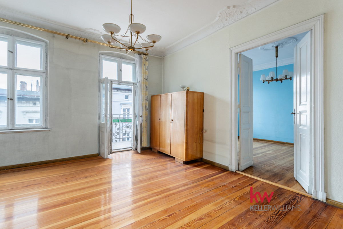 100,8 m² | Oryginalne detale | Kamienica, balkon
