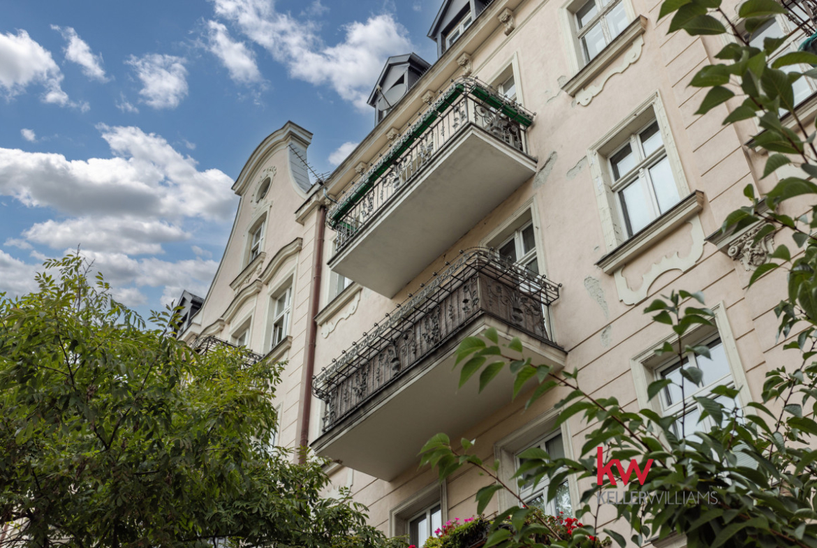 100,8 m² | Oryginalne detale | Kamienica, balkon