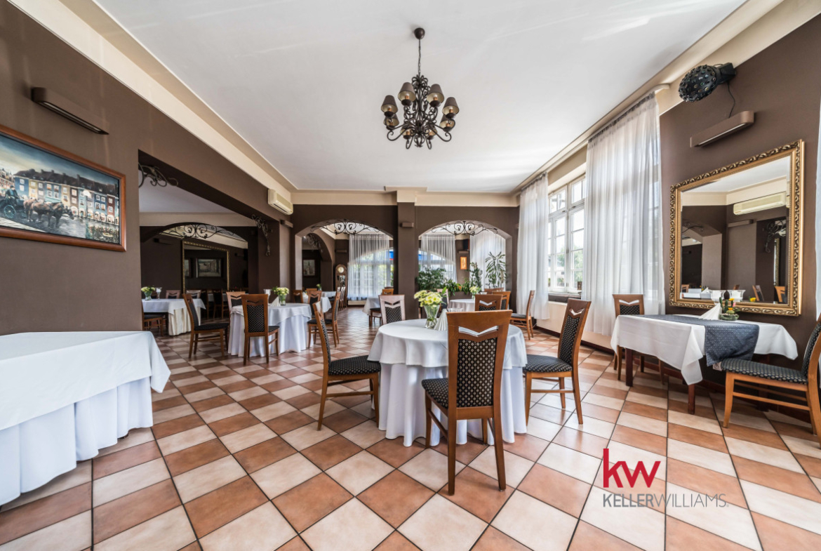 Pensjonat z restauracją na sprzedaż | 26 pokoi |