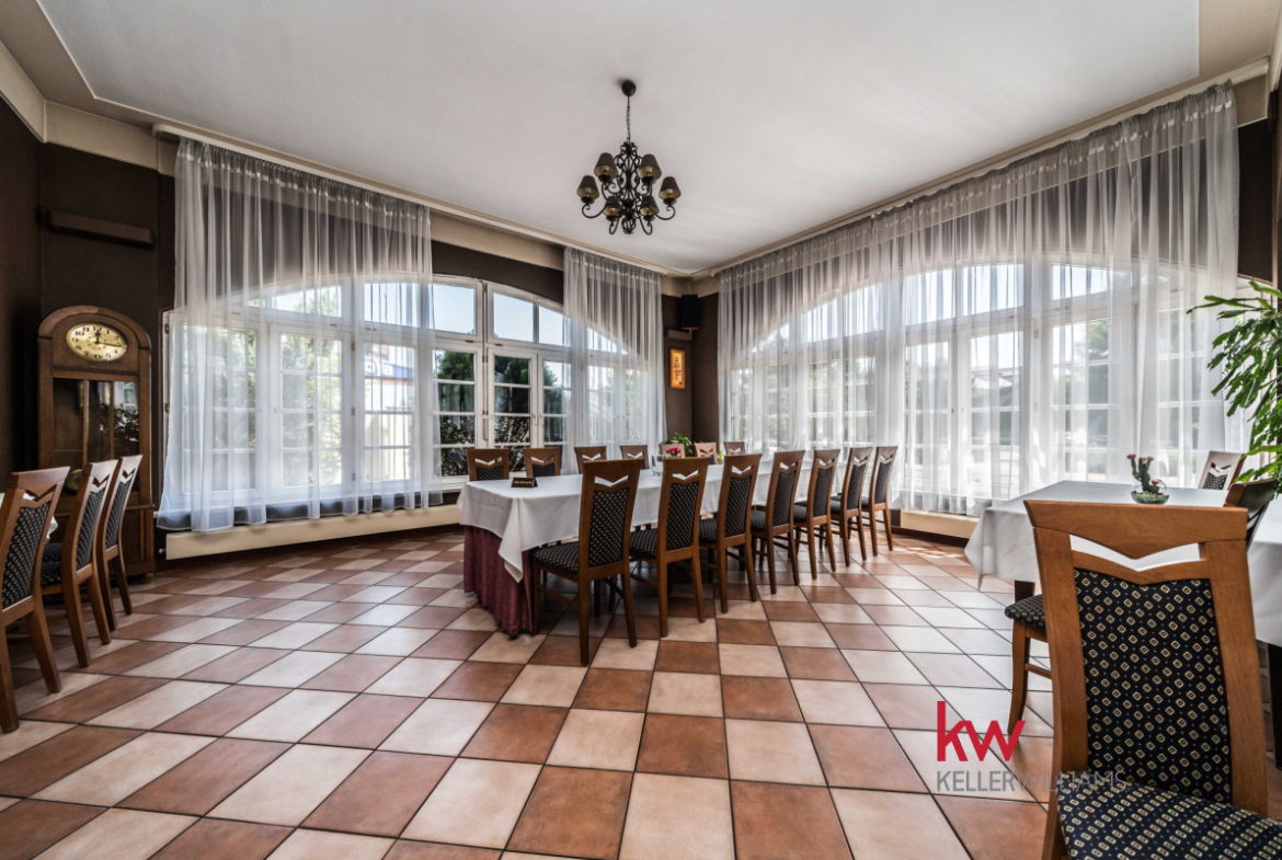 Pensjonat z restauracją na sprzedaż | 26 pokoi |