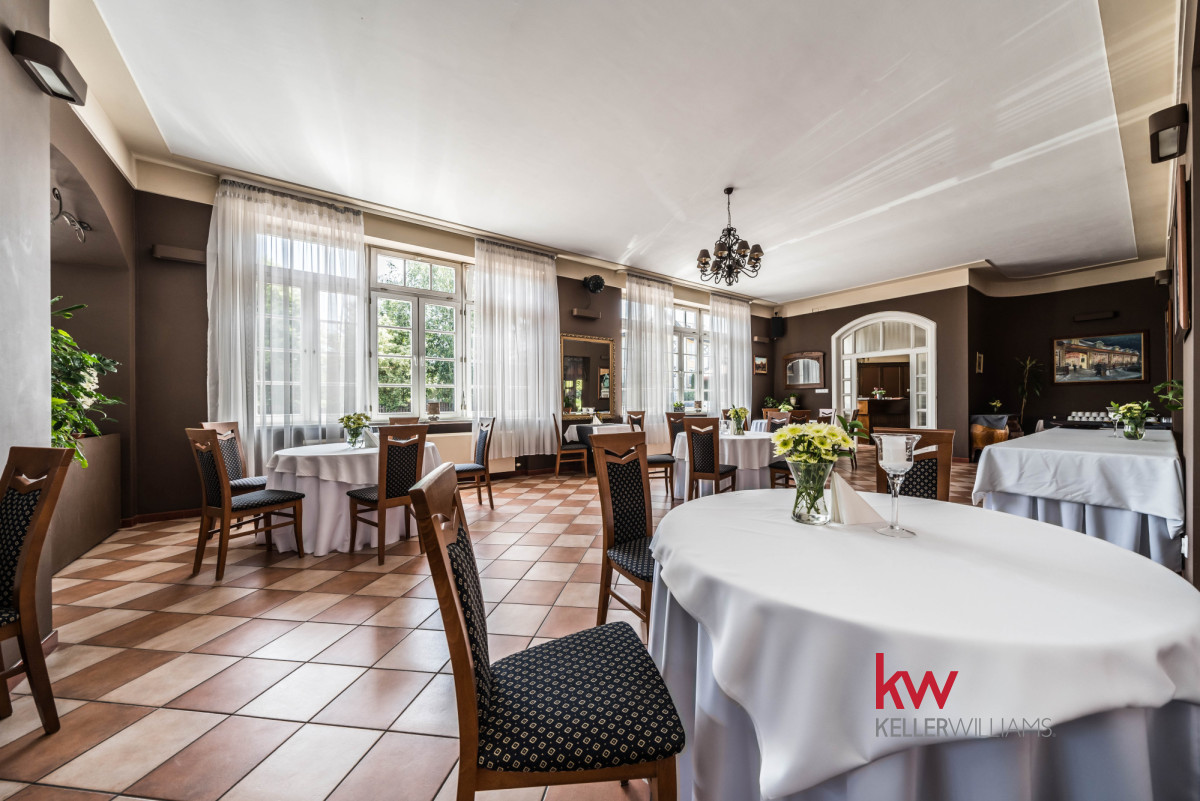 117922352 Pensjonat z restauracją na sprzedaż | 26 pokoi |